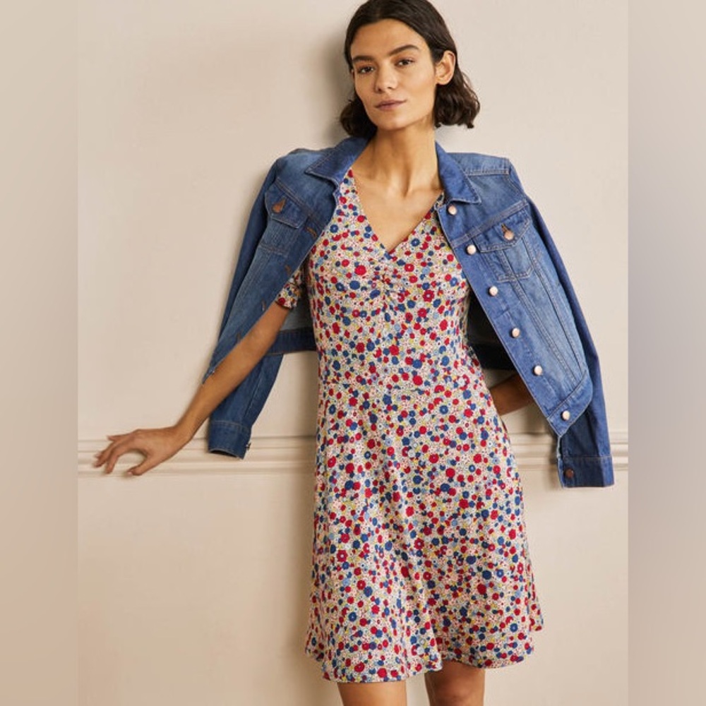 Boden Floral V-Neck Dress Size US10R / UK14R